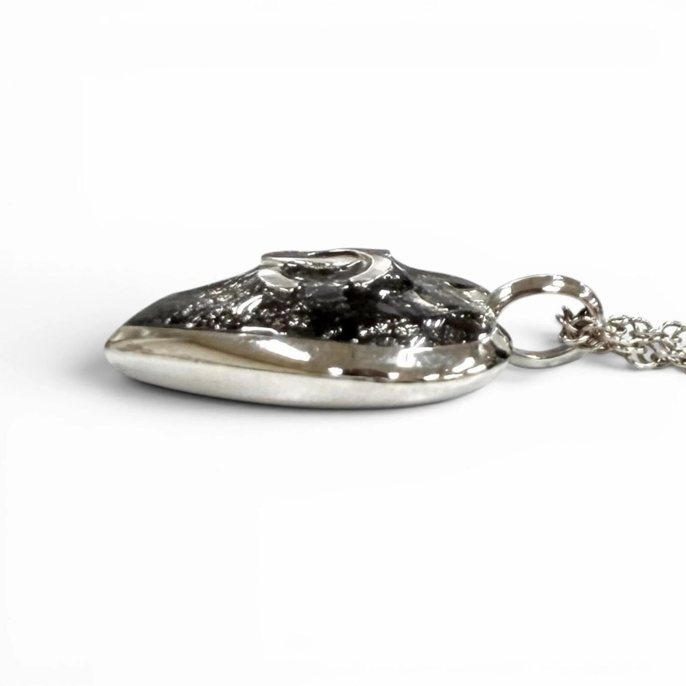 CHANEL Black Logo Necklace - Picture 5 of 7